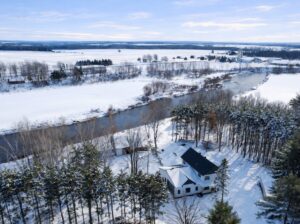 St-Albert (Centre-du-Québec) : Maison en constr.