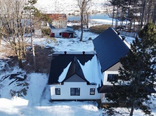 St-Albert (Centre-du-Québec) : Maison en constr.