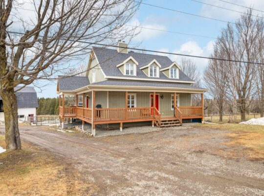 Armagh (Chaudière-Appalaches) : Ferme érablière