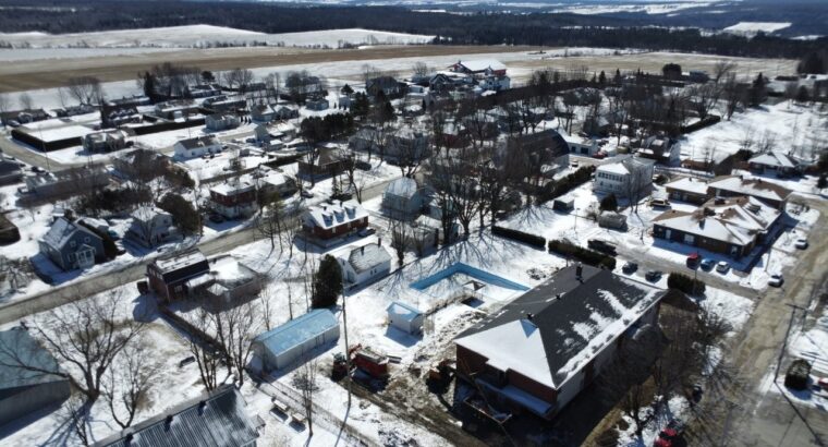 Wotton (Estrie) : Terrain pour multi logement
