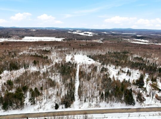 Roxton Falls (Montérégie) : Terre à bois et agr.