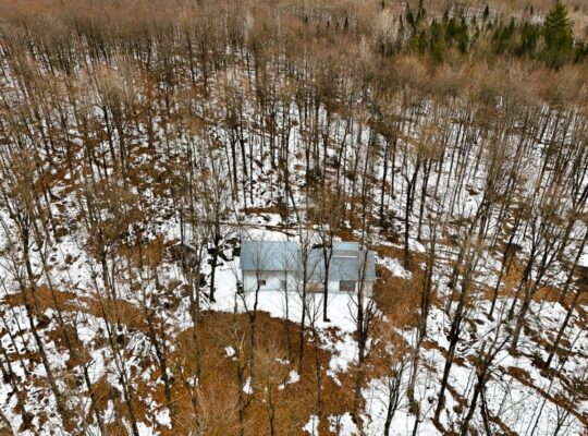 Roxton Falls (Montérégie) : Terre à bois et agr.