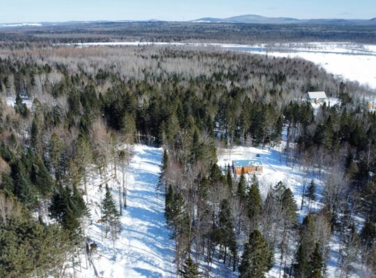 Weedon (Estrie) : Terrain constructible,7,51 acres