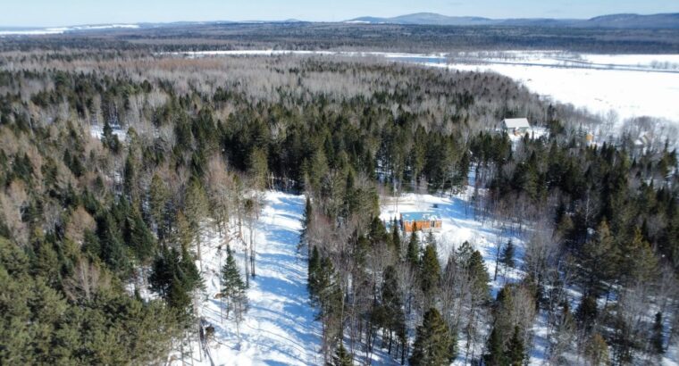 Weedon (Estrie) : Terrain constructible,7,51 acres
