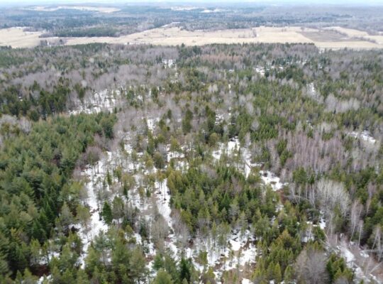 St-Georges-de-Windsor (Estrie): Fermette 3 garages