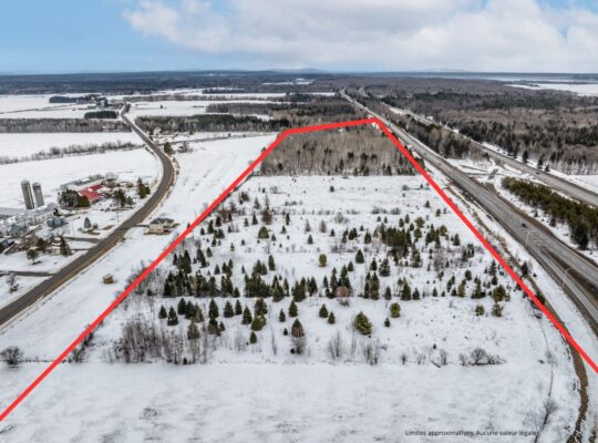 Deschambault-Grondines (Cap.-Ntl) :Fermette 34 acr