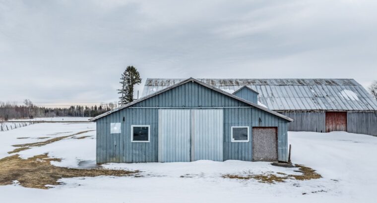 Deschambault-Grondines (Cap.-Ntl) :Fermette 34 acr