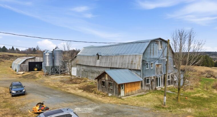 Beaulac-Garthy (Chaudière-Appalaches) : Ferme