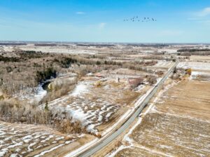 St-David (Montérégie) : Fermette – terre 30 acres