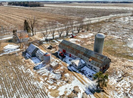 St-David (Montérégie) : Fermette – terre 30 acres