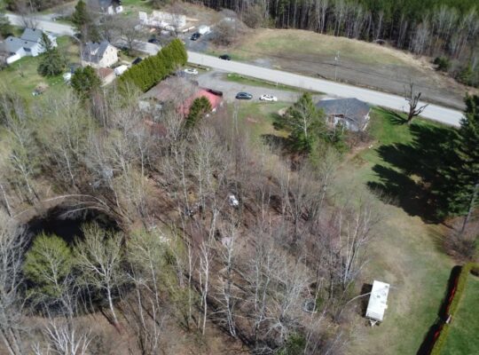 Val-des-Sources (Estrie) : Maison, garage attenant