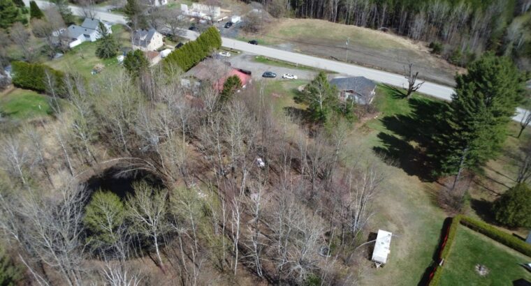 Val-des-Sources (Estrie) : Maison, garage attenant