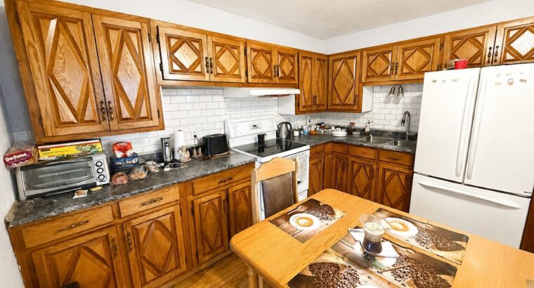 Val-des-Sources (Estrie) : Maison, garage attenant