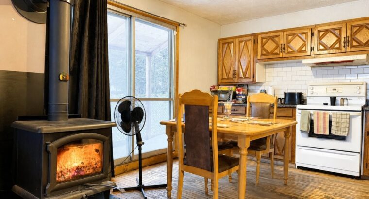 Val-des-Sources (Estrie) : Maison, garage attenant