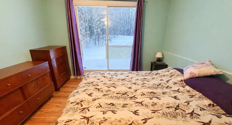 Val-des-Sources (Estrie) : Maison, garage attenant
