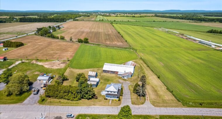 Deschambault-Grondines (Cap.-Ntl) : Fermette 34 ac