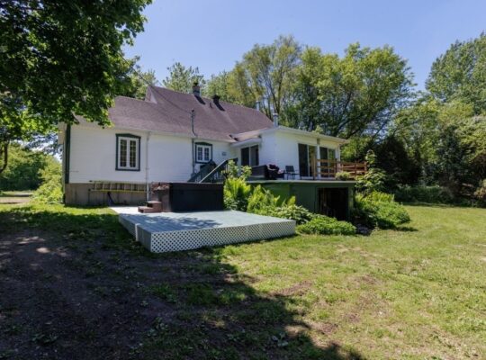 Lotbinière (Chaud.-App.) : Maison de campagne