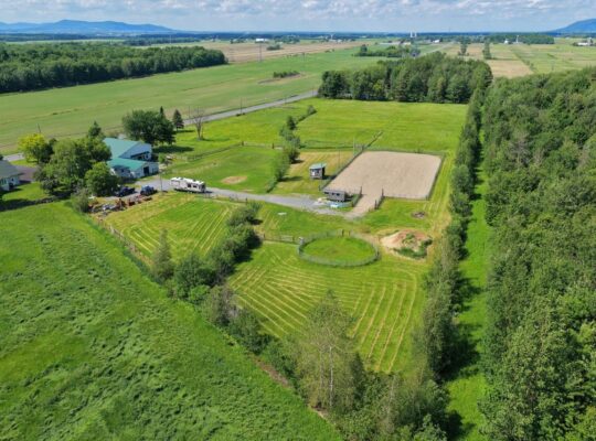 Ange-Gardien (Montérégie) : Domaine équestre 9 acr