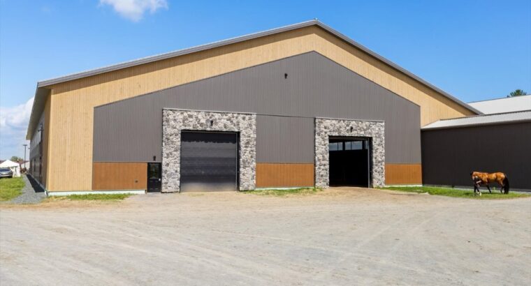 Bécancour (Ctre-du-Qc) : Complexe équestre Golf