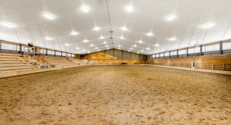 Bécancour (Ctre-du-Qc) : Complexe équestre Golf