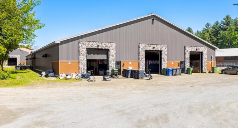 Bécancour (Ctre-du-Qc) : Complexe équestre Golf