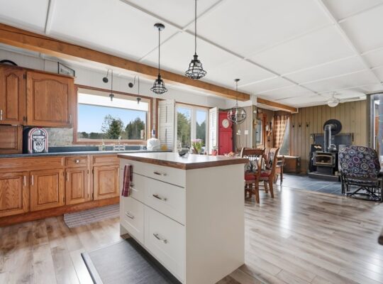Wotton (Estrie) :Domaine chasse et pêche 101 acres