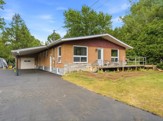 St-Louis-de-Blandford (Centre-du-Québec) : Maison,