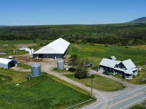 St-Camille : Ferme de chèvres laitières 158 acres