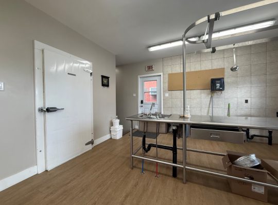 Val-des-Sources (Estrie) : Immeuble commercial