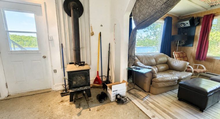 Drummondville (Ctre-Qc) : Maison au bord de l’eau