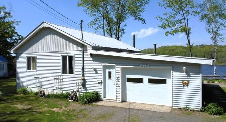 Drummondville (Ctre-Qc) : Maison au bord de l’eau