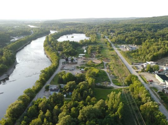 Sherbrooke : Terrain commercial et garage