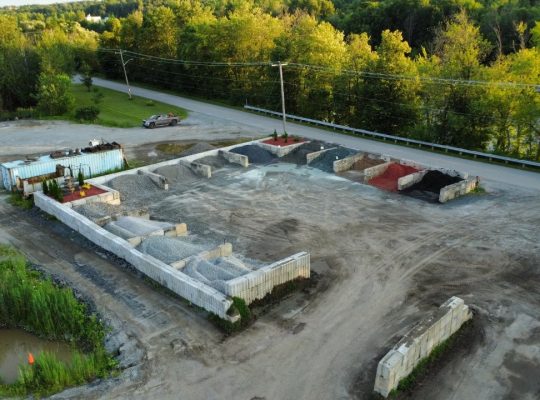Sherbrooke : Terrain commercial et garage
