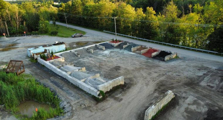 Sherbrooke : Terrain commercial et garage