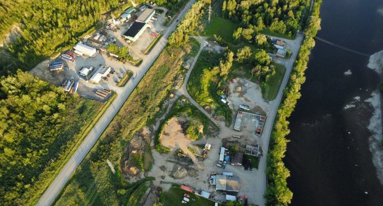 Sherbrooke : Terrain commercial et garage