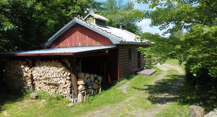 St-Lucien (Centre-du-Québec)Érablière de 13,56 acr