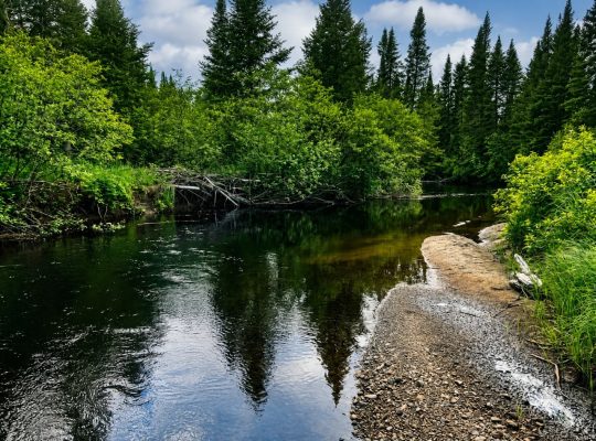Val-des-Lacs Laurentide terre droit de constr.