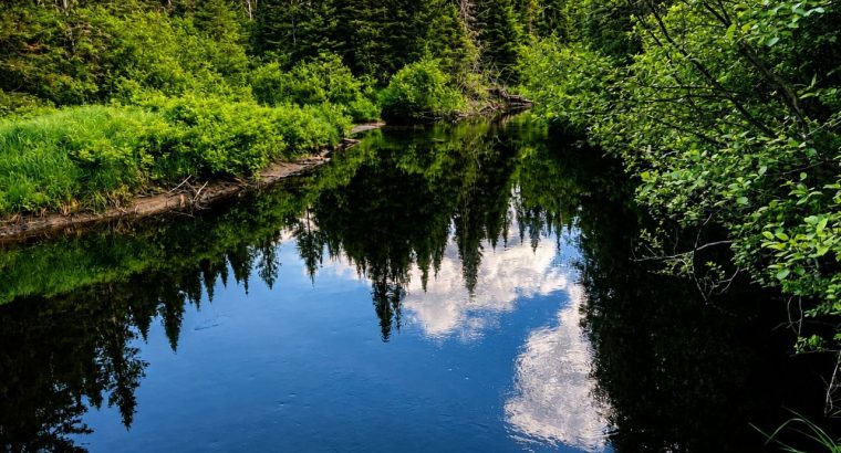 Val-des-Lacs Laurentide terre droit de constr.