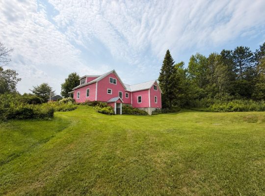 Racine (Estrie) : Domaine – maison bigénérationnel