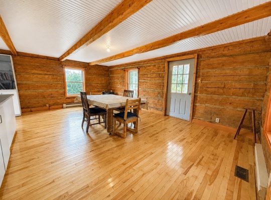 Racine (Estrie) : Domaine – maison bigénérationnel