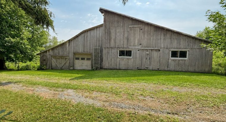 Racine (Estrie) : Domaine – maison bigénérationnel
