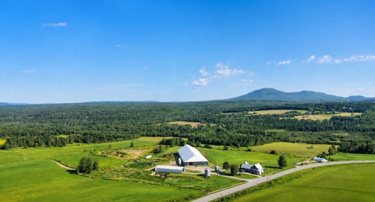 St-Camille : Ferme de chèvres laitières 158 acres