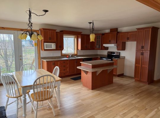 St-Camille (Estrie) : Ferme 208acr – 105 acr cult.