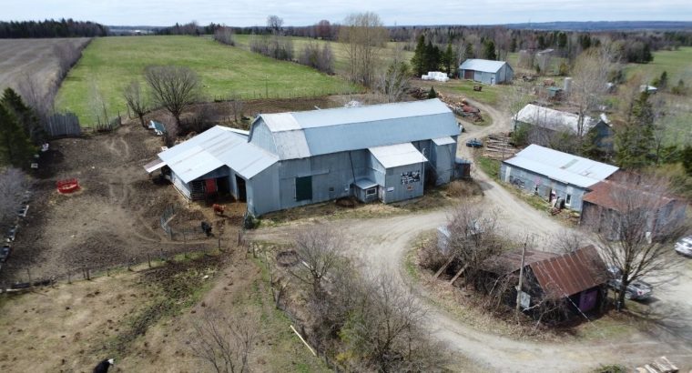 St-Camille (Estrie) : Ferme 208acr – 105 acr cult.