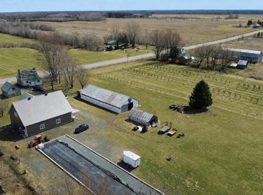 St-Sylvère (Centre-du-Québec) :Fermette +/- 5000m2