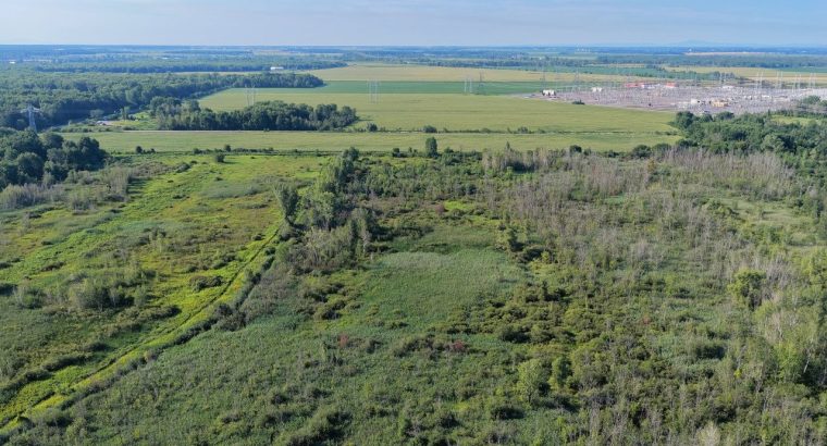 Brossard (Montérégie) : Terre agricole et à bois