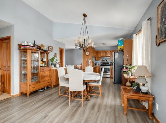 Weedon (Estrie) : Domaine équestre de 71 acres