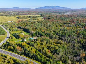Ste-Anne-de-la-Rochelle (Estrie) : Terre à bois