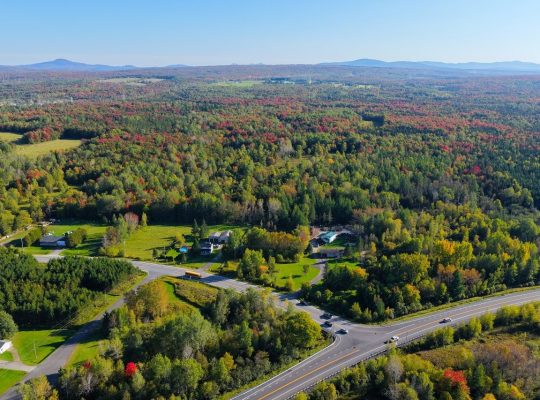 Ste-Anne-de-la-Rochelle (Estrie) : Terre à bois
