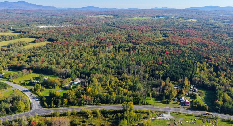 Ste-Anne-de-la-Rochelle (Estrie) : Terre à bois